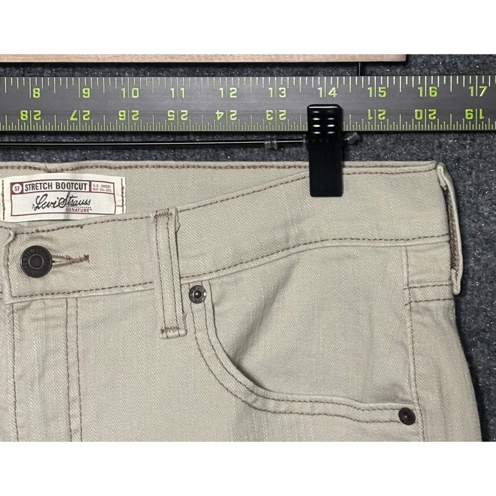 Levi Strauss Signature Stretch‎ Bootcut Women Light Tan Pants Misses 12 Short - Picture 7 of 7